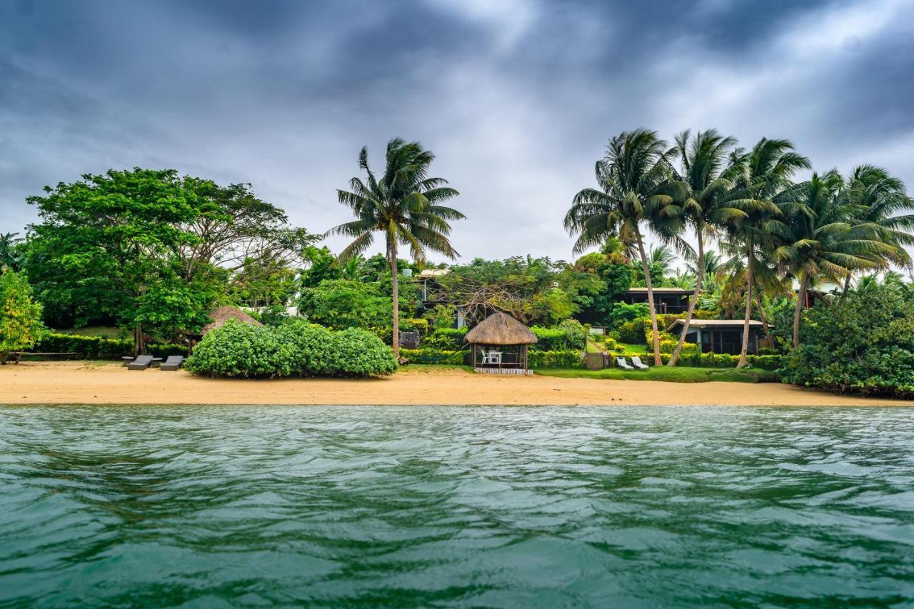 Coconut Grove Beachfront Cottages Matei Exterior foto